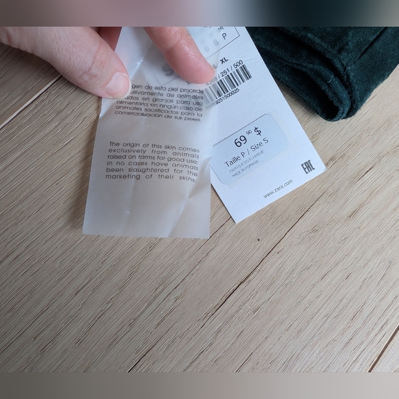 Zara Dark Green Suede A-Line Skirt. Size Small. - Picture 5 of 5